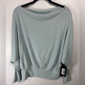 Gilli Light Mint Green Blue Sweater Dolman sleeve Size Large
